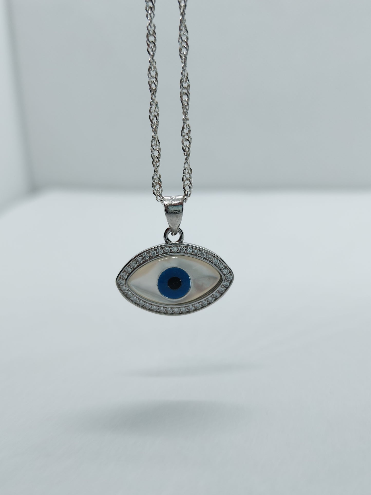 Collar Ojo turco